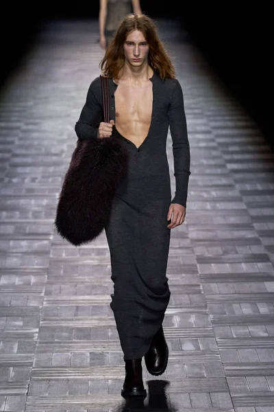 Look 20